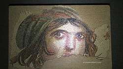 çingene kızı mozaiği